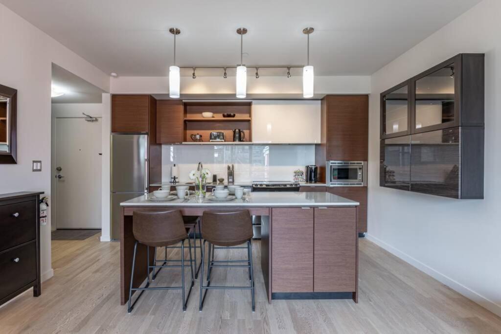 Clean 3Rd Floor Executive 1 Bedroom Apt In Old Town China Town Victoria Exterior foto