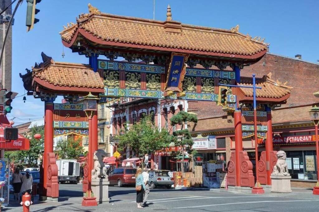Clean 3Rd Floor Executive 1 Bedroom Apt In Old Town China Town Victoria Exterior foto